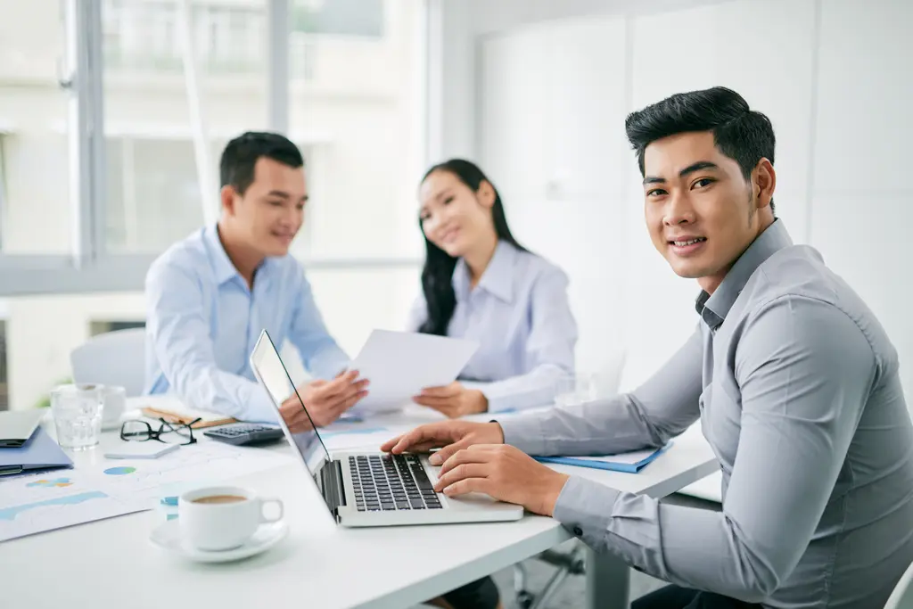 Kích hoạt hành vi trong email marketing: 5 bước ứng dụng CRM để cá nhân hóa email đến từng đối tượng khách hàng