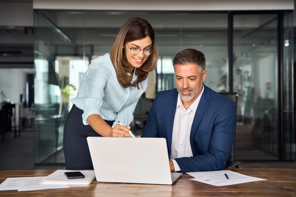 shutterstock_2343004223.jpg Hướng dẫn các bước onboarding hiệu quả dành cho Giám đốc Sales mới