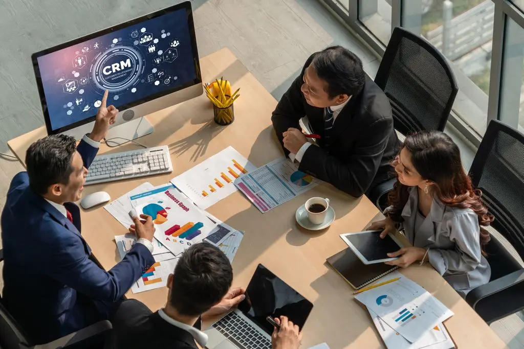 So sánh 4 phần mềm CRM tốt nhất dành cho doanh nghiệp vừa và nhỏ trên thị trường Việt Nam 2024